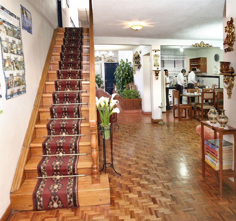 Hotel Frances La Maison Pasto Bagian luar foto