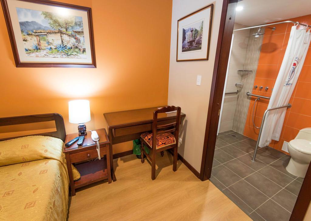 Hotel Frances La Maison Pasto Bagian luar foto