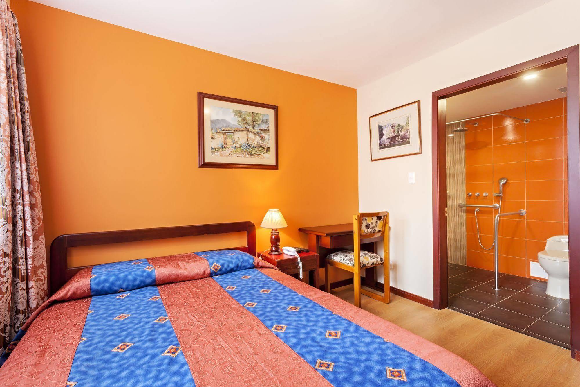 Hotel Frances La Maison Pasto Bagian luar foto