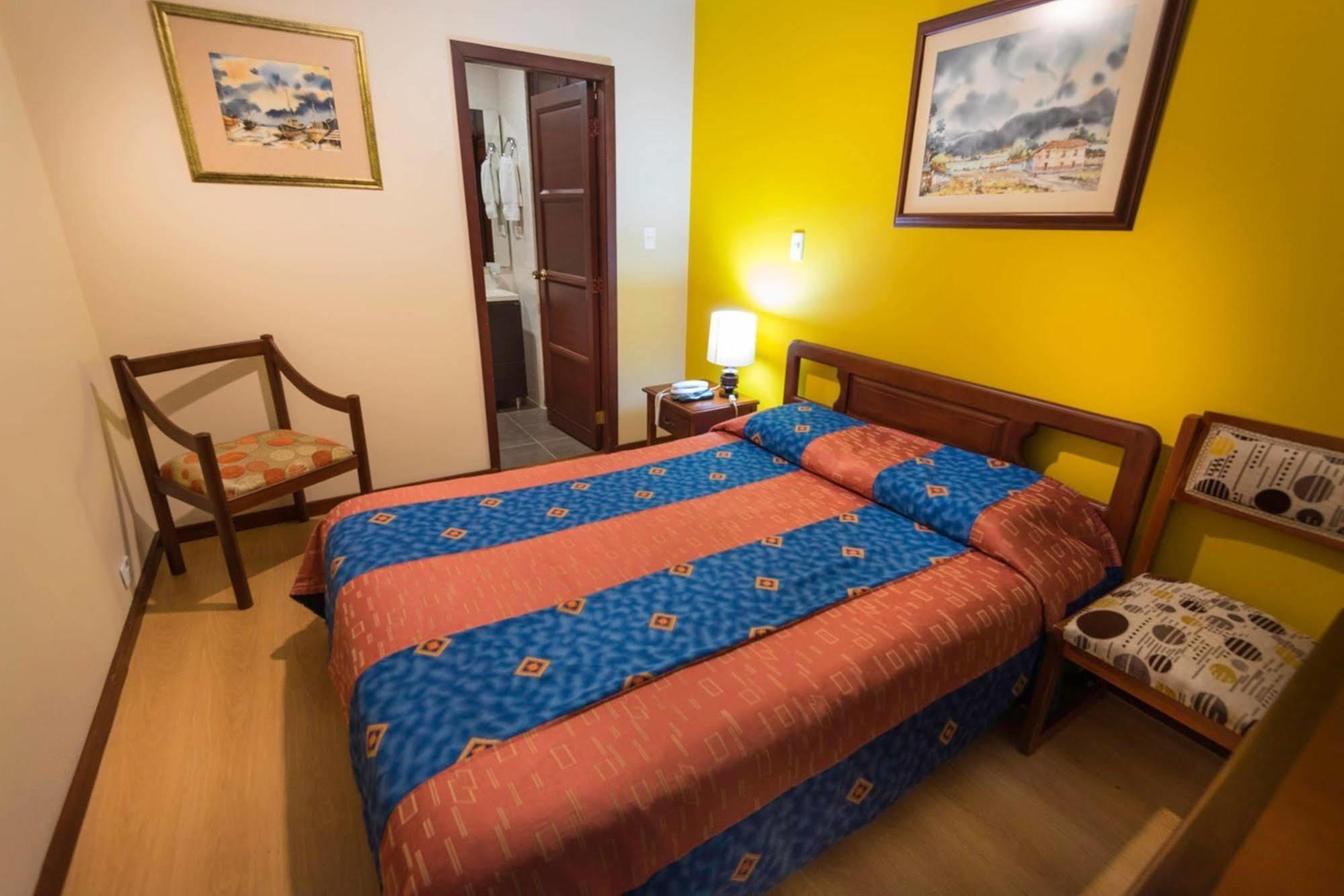 Hotel Frances La Maison Pasto Bagian luar foto