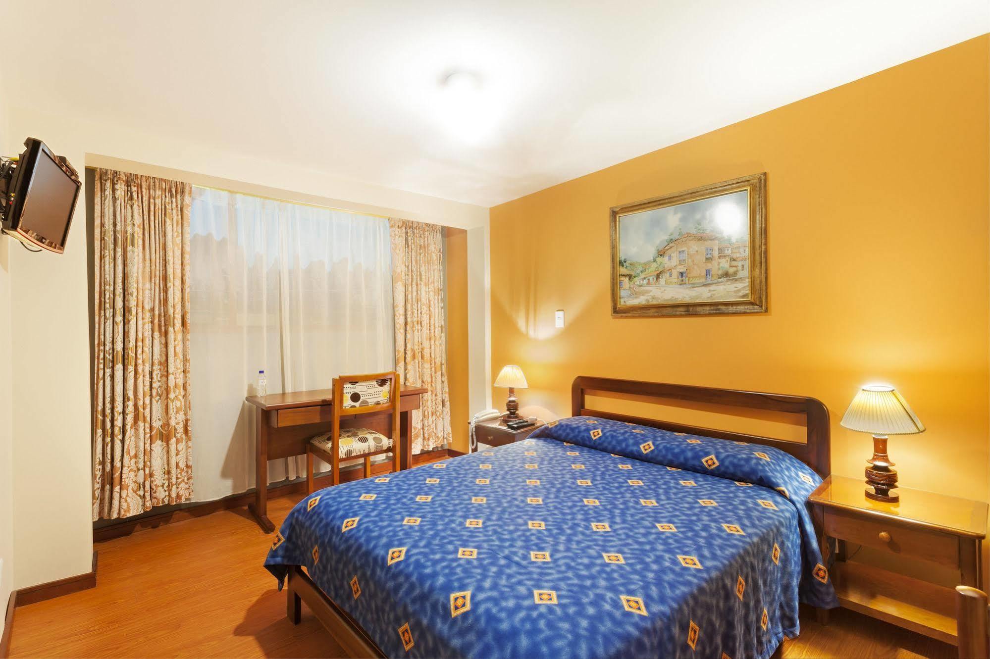 Hotel Frances La Maison Pasto Bagian luar foto